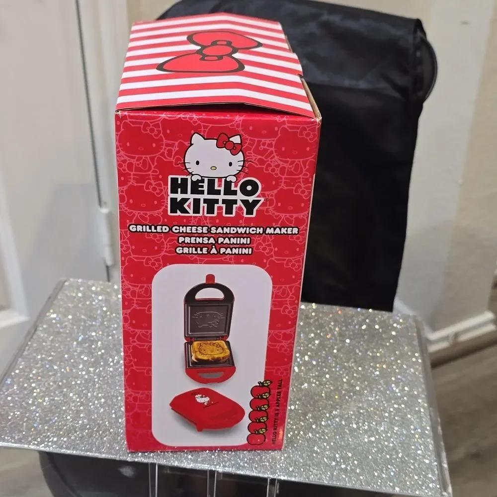 Hello Kitty Logo Sandwich Maker